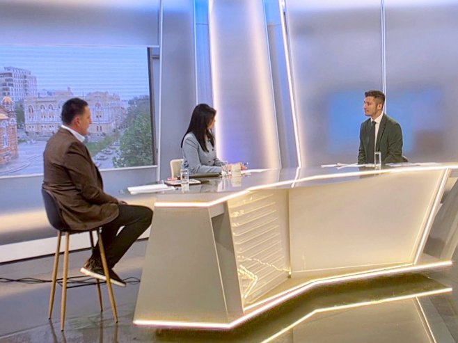 Elek: Mjera Vlade Srpske o povratu dijela akciza na gorivo realna; Kresojević: Gorivo u Srpskoj i dalje među najskupljim