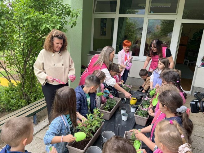 Cvijanovićeva u banjalučkom vrtiću "Neven": Sreća i zadovoljstvo mališana najvažniji