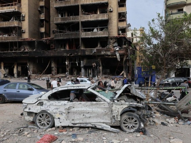 Bejrut, posljedice bombardovanja (foto: EPA/WAEL HAMZEH) - 
