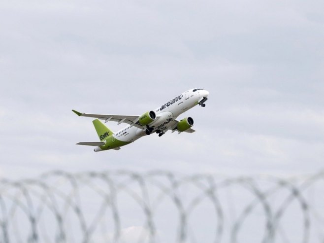 Avio-kompanije uvode nove takse i otkazuju letove zbog poskupljenja goriva