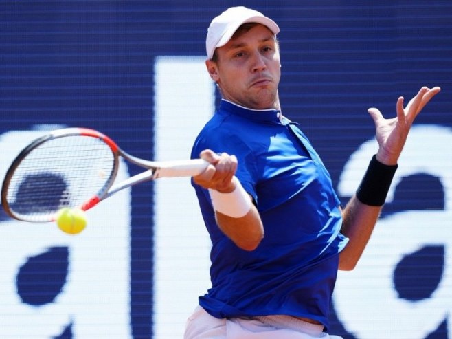 Srpski teniser Hamad Međedović eliminisan u polufinalu ATP turnira u Barseloni