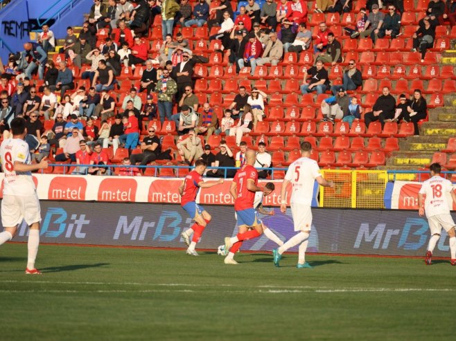 Remi Borca i Veleža, Radnik izgubio od Sarajeva (FOTO)