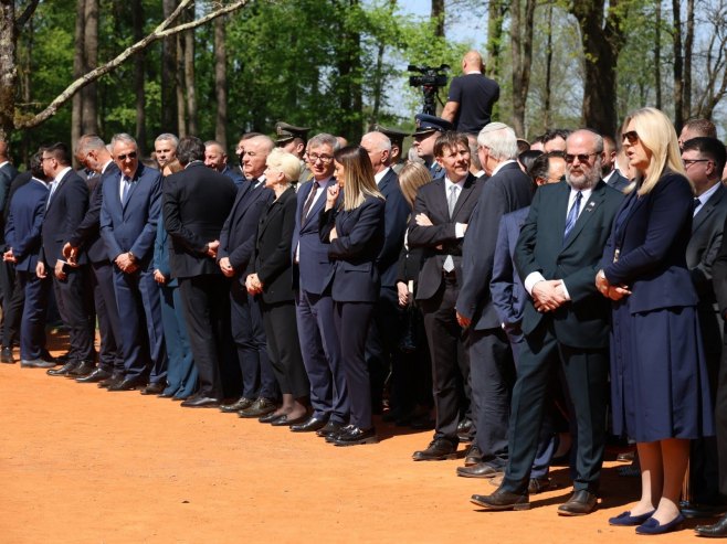 Obilježavanje Dana sjećanja u Donjoj Gradini - Foto: ZIPAPHOTO/Borislav Zdrinja