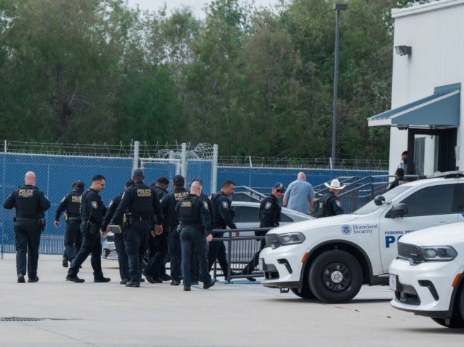 Najmanje osam poginulih među kojima i djeca u pucnjavi u Luizijani (VIDEO)