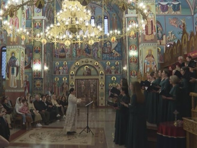 Koncert "Bogoljublja" u Spomen-hramu Rođenja Presvete Bogorodice u Doboju