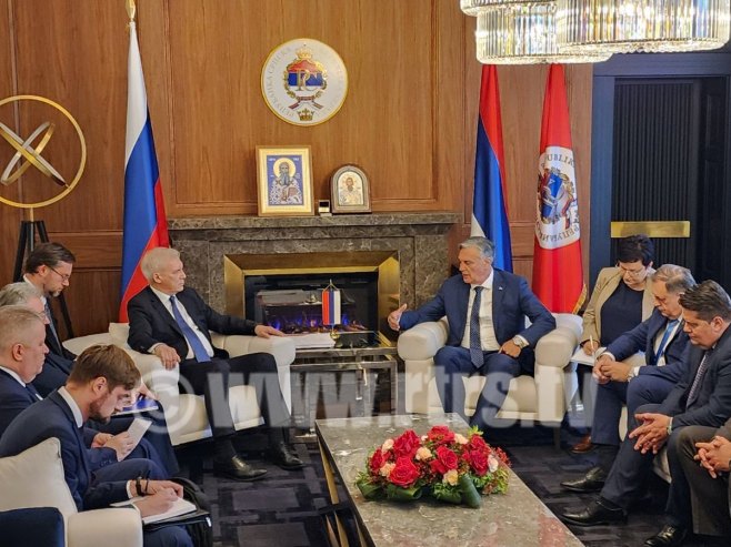 U Banjaluci sastanak zvaničnika Srpske sa Gruškom; Konferencija za novinare na RTRS