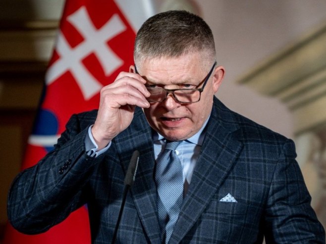 Fico razgovarao sa Mađarom o naftovodu "Družba"