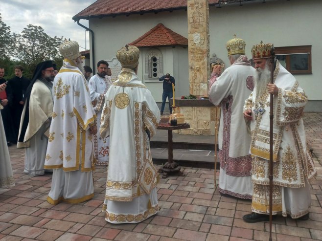 Mitropolit Atanasije služio liturgiju povodom 81 godine od proboja jasenovačkih logoraša