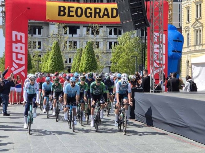 Startovala biciklistička trka "Beograd - Banjaluka"; Prva etapa do Požarevca (FOTO)