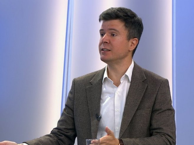 Malagurski: Društvene mreže nam šalju nerealnu sliku o životu u inostranstvu (VIDEO)