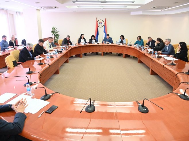 Zajednička komisija bez saglasnosti - Rezolucija o osudi i zabrani promovisanja i veličanja ideologije NDH pred Ustavnim sudom