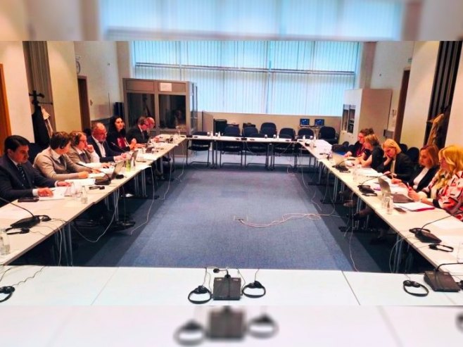 Sastanak o javnim finanasijama - Foto: Ustupljena fotografija