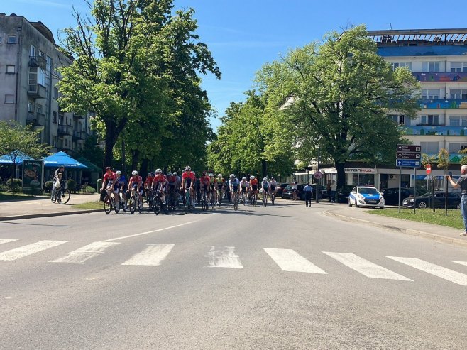 Startovala posljednja etapa biciklističke trke Beograd - Banjaluka (VIDEO)
