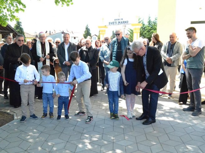 Otvaranje nove upravne zgrade društva Katoličkog pogrebnog društva Sveti Marko - Foto: Ustupljena fotografija