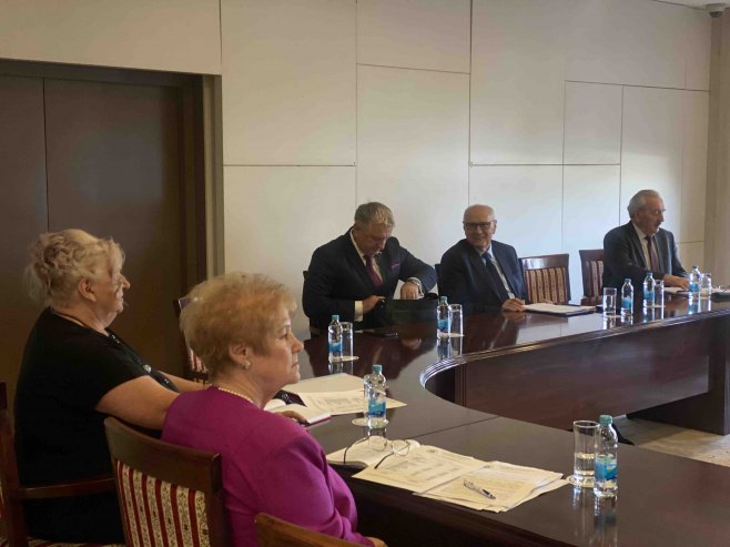 Vlada odobrila 3,3 miliona KM za banjsku rehabilitaciju 5.800 penzionera