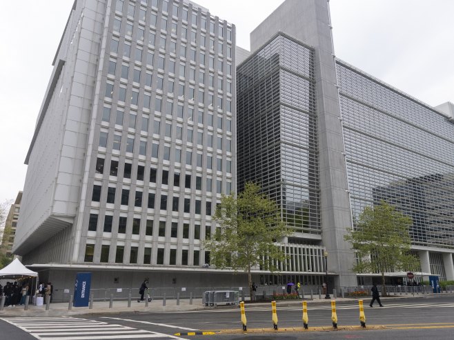 Realni rast BDP-a u ovoj godini 2,5 odsto