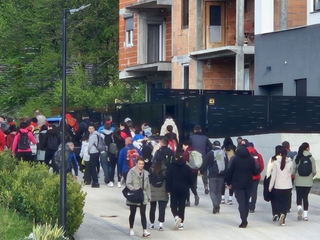 Uspon na vrh Orugle - Foto: RTRS