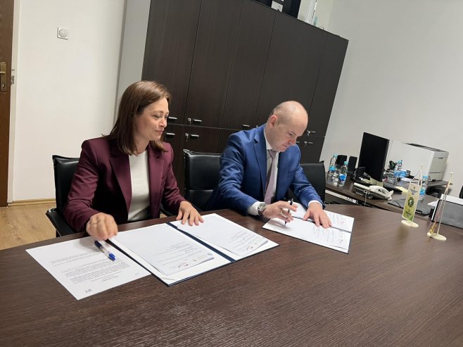 Fond za zaštitu životne sredine - potpisivanje sporazuma - Foto: RTRS