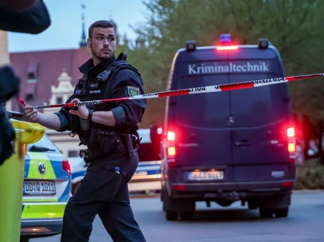 Policija Njemačke (foto: EPA/FILIP SINGER) - 