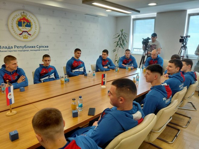 Mladi rukometaši Srpske - Foto: SRNA