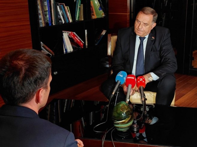 Dodik: Očekujem da Savjet bezbjednosti stavi van snage sve Šmitove odluke