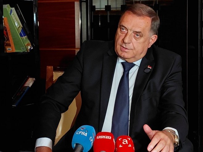 Dodik: Nekoliko puta u toku sutrašnjeg dana bićemo sa Putinom