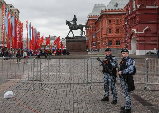 Peskov: Moskvi nije potrebna ničija dozvola za održavanje parade