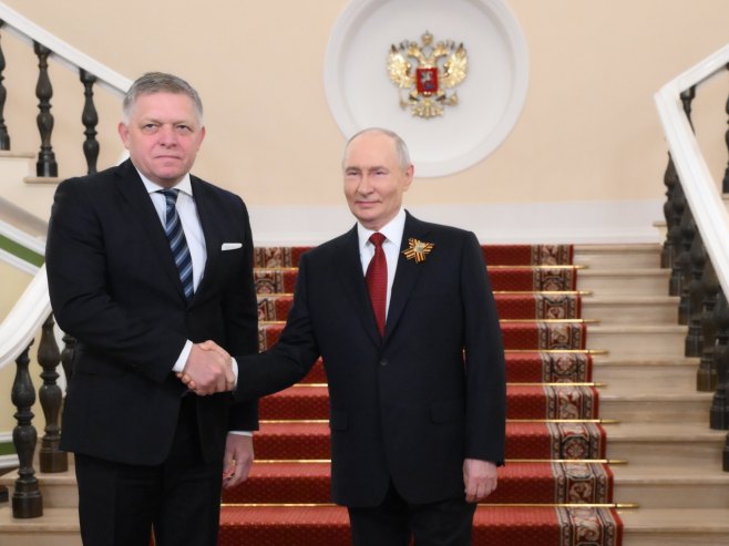 Peskov: Fico nije prenio nikakve poruke Zelenskog Putinu