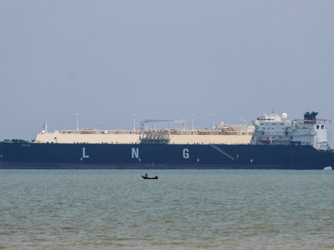 Katarski tanker sa gasom prošao kroz Ormuz, prvi izvoz iz regiona od početka rata