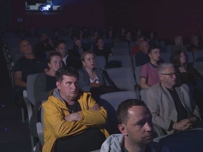 U Prijedoru predstavljen dokumentarni film "Posljednji svjedok" U Prijedoru predstavljen dokumentarni film "Posljednji svjedok"