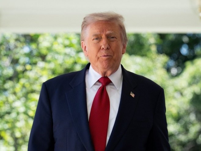 Donald Tramp (Foto:  EPA/AARON SCHWARTZ, ilustracija) - 