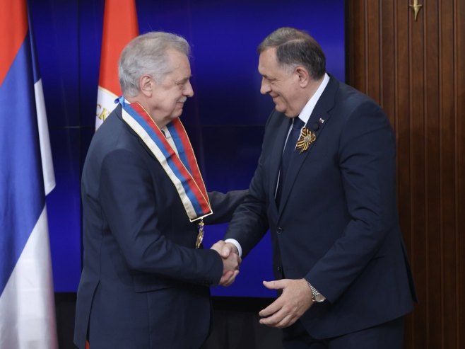 Dodjela ordena (Foto: x.com/MiloradDodik) - 