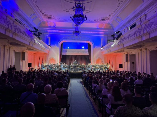 Koncert Policijskog orkestra povodom Dana VRS (FOTO)