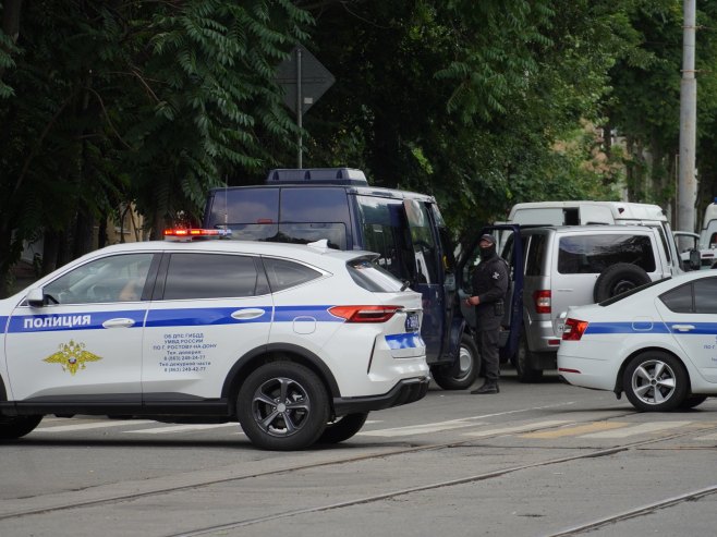 Tinedjžer u Rusiji unio vazdušnu pušku u školu i ranio dva učenika