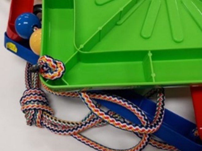 Povučena tri modela plastične ljuljaške za djecu