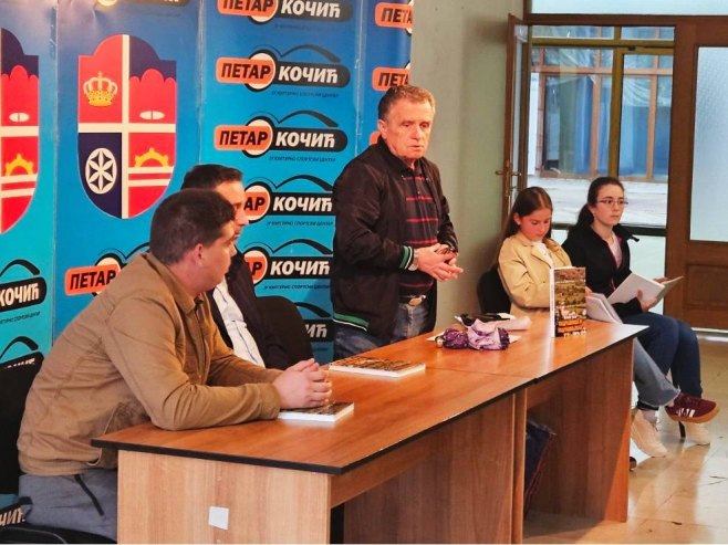 U Mrkonjić Gradu promovisana knjiga "Podrašnica i Podraško polje", autora Živka Đuze