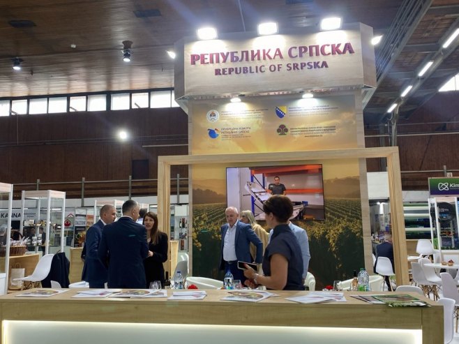 U Novom Sadu otvoren Međunarodni poljoprivredni sajam sa izlagačima iz 40 zemalja; Među njima i kompanije iz Srpske (FOTO)
