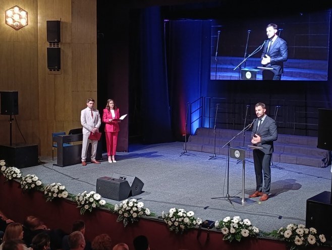 Јavor: Zahvaljujući republičkim investicijama u Prijedor stižu kapitalne investicije