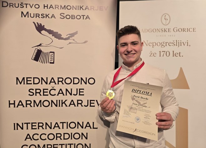 Đorđe Perić najbolji na Međunarodnom festivalu harmonike u Sloveniji
