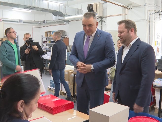 Minić posjetio Službeni glasnik Srpske