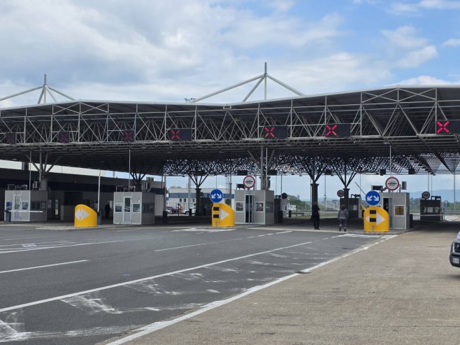Ekipa RTRS-a na novom graničnom prelazu u Gradišci (VIDEO)