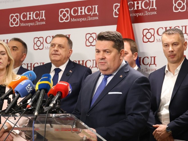 Stevandić: Građani da izaberu fiskalnu stabilnost i institucionalnu uređenost (VIDEO)