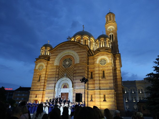 Praznično bdenije u Hramu Hrista Spasitelja u Banjaluci (FOTO)