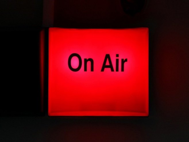 Radio stanica u V. Britaniji se izvinila što je greškom objavila da je kralj umro