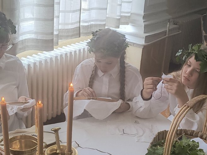 Osnovci iz Banjaluke predstavili u Beogradu tradiciju Krajine