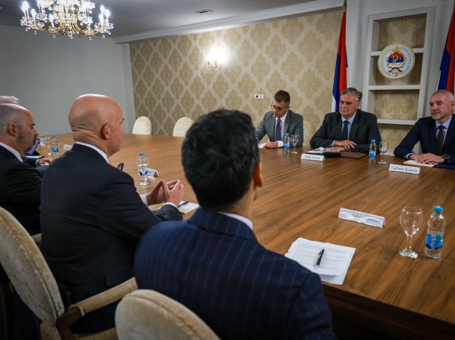 Američki kongresmeni sa Karanom: Važna saradnja u okviru ustavnog poretka BiH (FOTO)