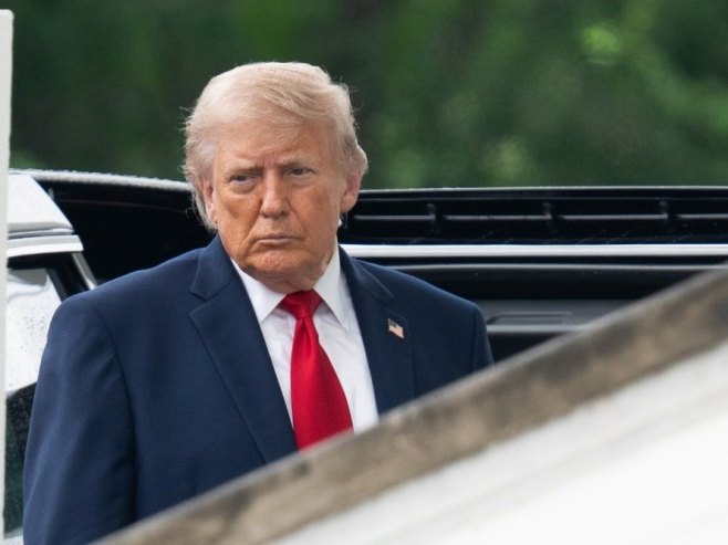 Tramp: Iranski uranijum se mora prebaciti u Ameriku ili uništiti