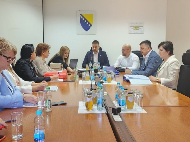 Nema kvoruma za održavanja sjednice UIO