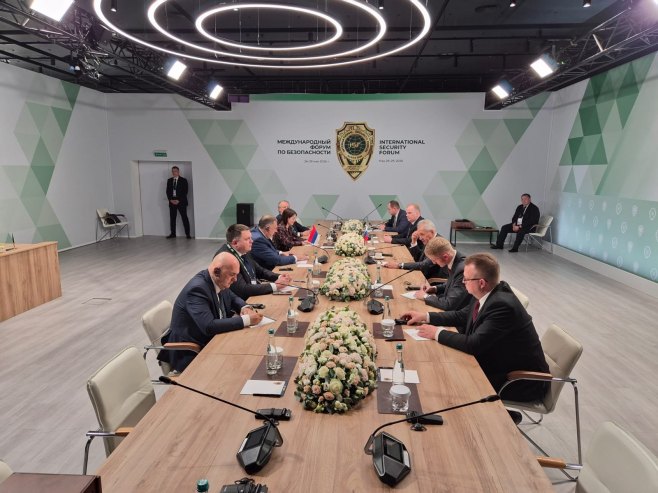 Sastanak Dodika i Šojgua u Moskvi (FOTO)