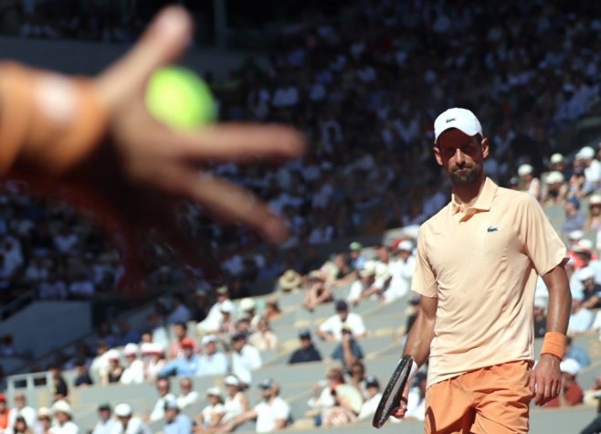 Novak Đoković (foto: EPA/CHRISTOPHE PETIT TESSON) Novak Đoković (foto: EPA/CHRISTOPHE PETIT TESSON) -